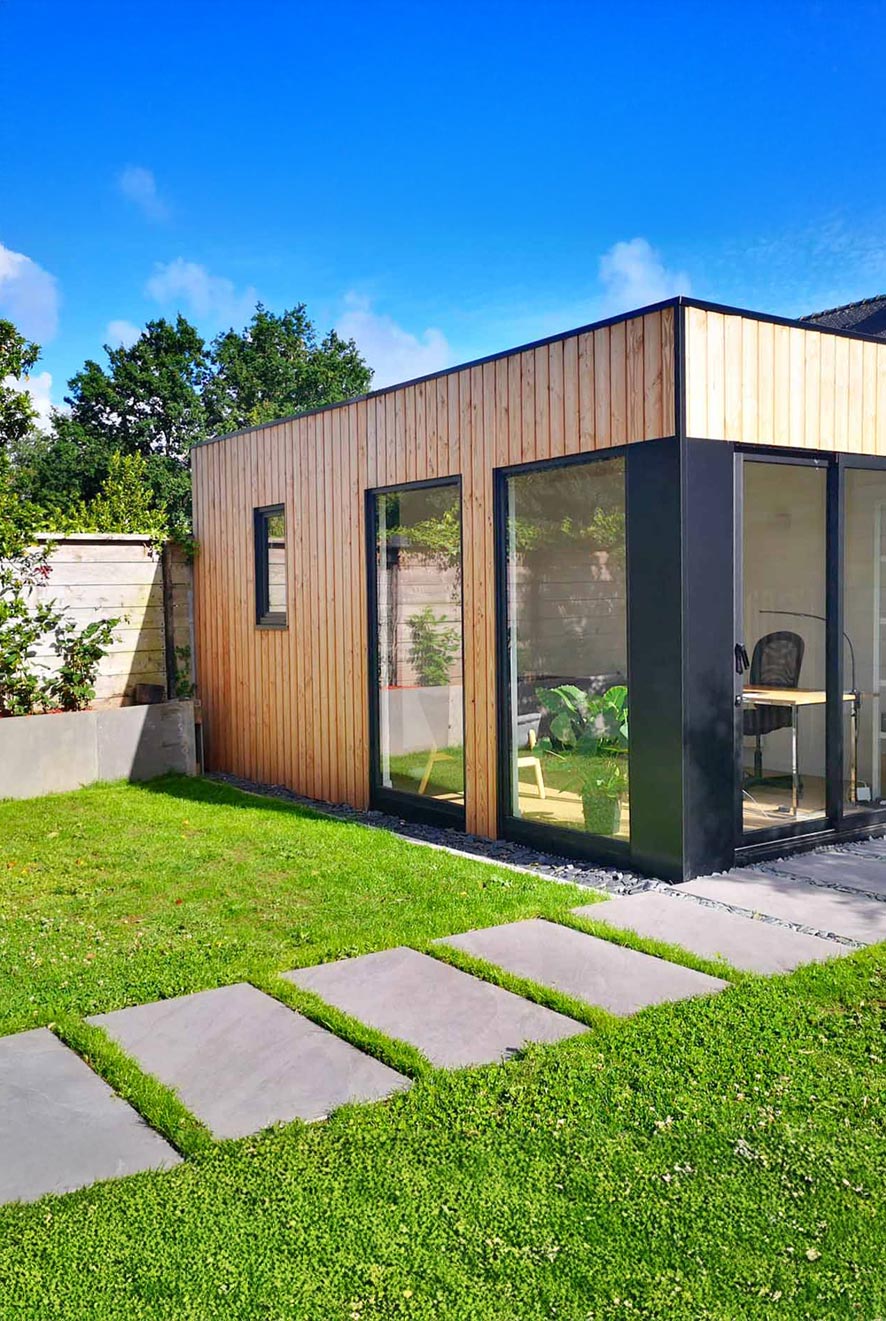 11-box-home